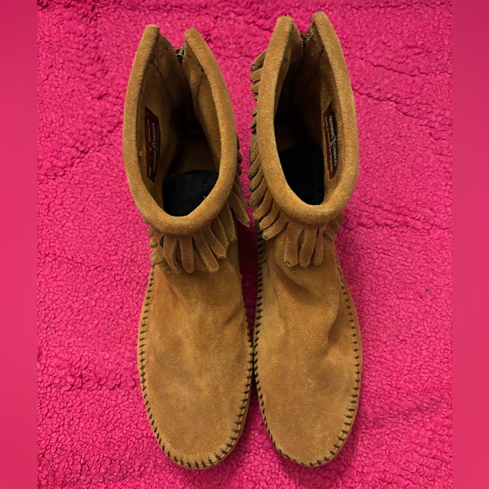 Minnetonka Back Zip Boots - Picture 3 of 6